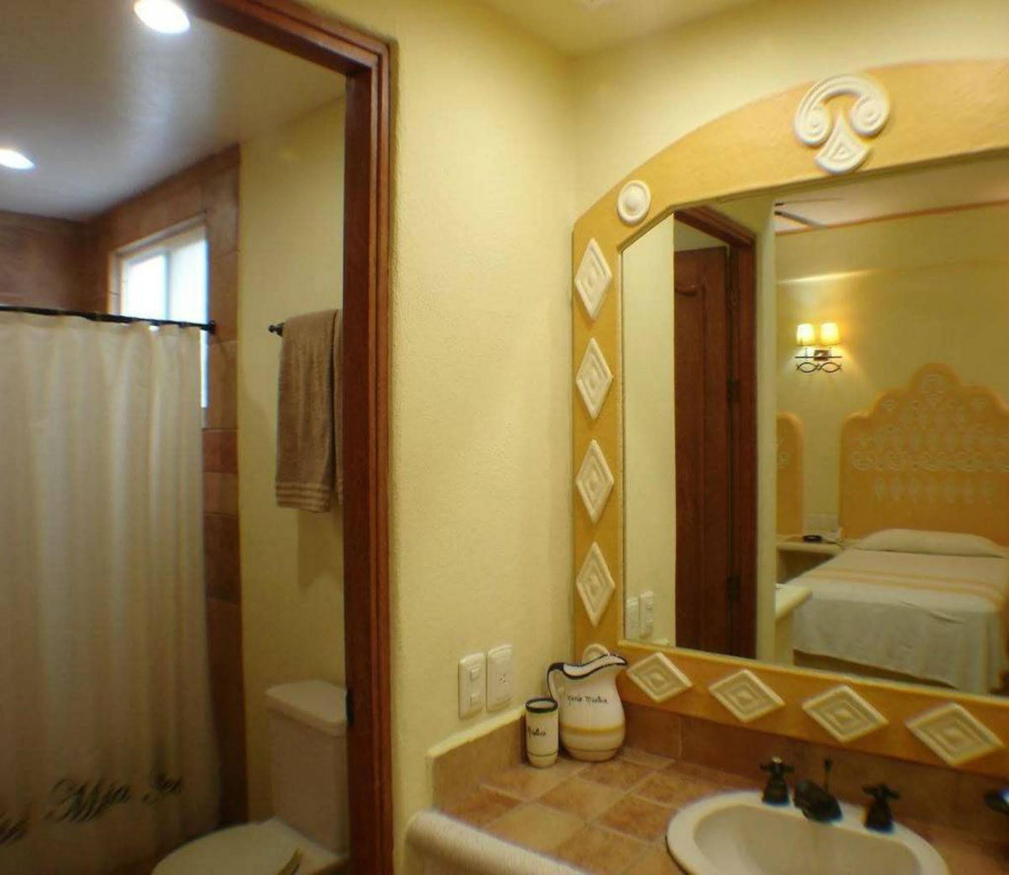 Hotel Maria Mixteca Santa Cruz Huatulco Buitenkant foto