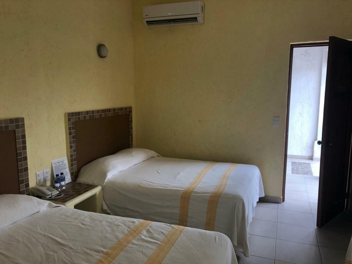 Hotel Maria Mixteca Santa Cruz Huatulco Buitenkant foto